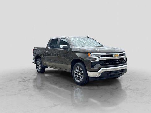 Used 2023 Chevrolet Silverado 1500 LT AWD/4WD image 8