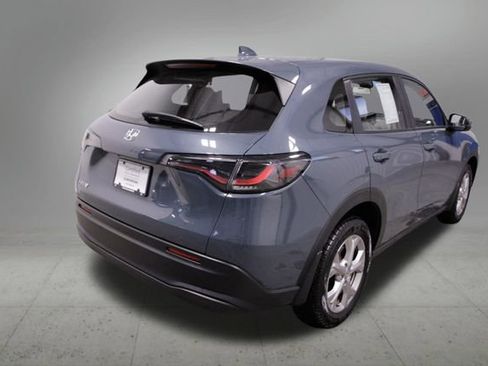 Certified 2023 Honda HR-V LX image 6