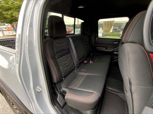Used 2023 Nissan Frontier PRO-4X w/ Pro Convenience Package AWD/4WD image 31
