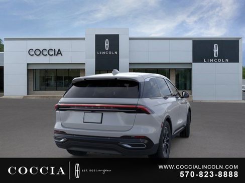 New 2026 Lincoln Nautilus Premier AWD/4WD image 8