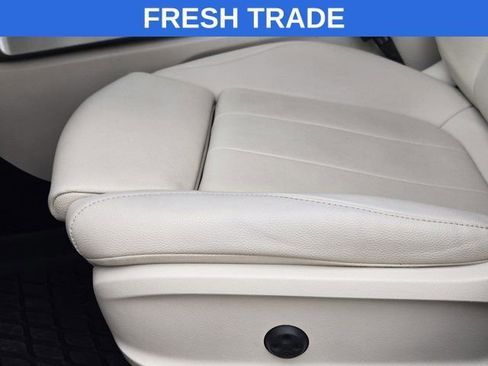 Used 2024 Mercedes-Benz GLB 250 image 23