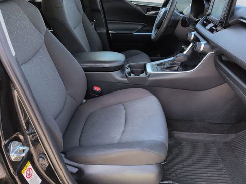 Used 2019 Toyota RAV4 XLE image 24