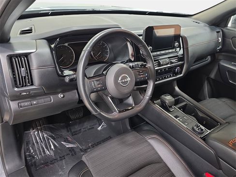 Used 2023 Nissan Pathfinder Rock Creek image 16