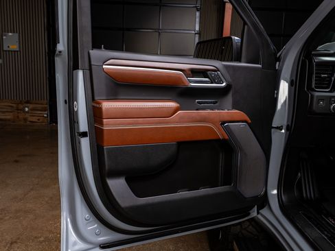 Used 2024 GMC Sierra 1500 Denali Ultimate image 36