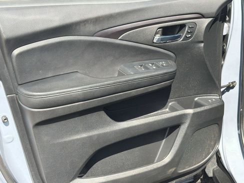 Used 2022 Honda Pilot Special Edition image 13