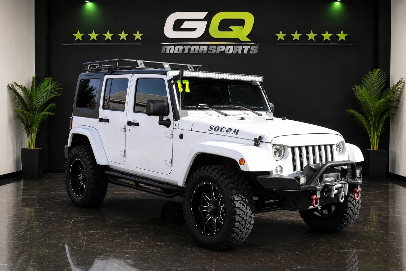 Used 2017 Jeep Wrangler Unlimited Sahara w/ Connectivity Group AWD/4WD image 1