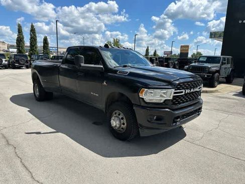Certified 2022 RAM 3500 Big Horn w/ Level A Equipment Group AWD/4WD image 22
