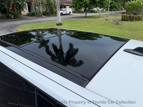 Used 2015 Land Rover Range Rover HSE AWD/4WD image 28