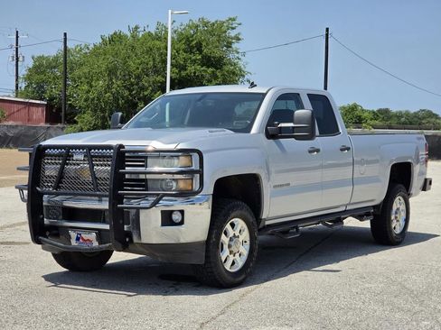 Used 2015 Chevrolet Silverado 2500 LT w/ LT Convenience Package AWD/4WD image 7