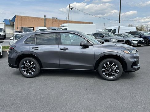 Used 2026 Honda HR-V EX-L image 9