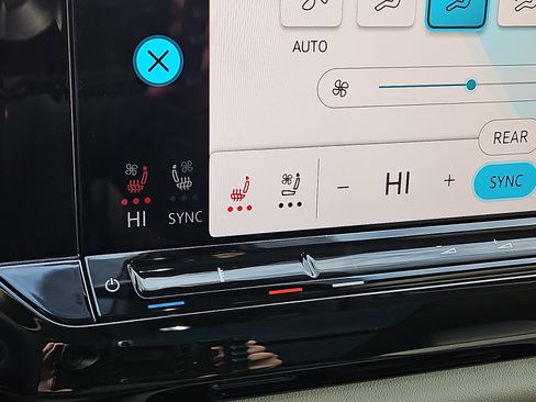 New 2026 Volkswagen Atlas SE image 17