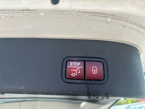 Used 2016 Mercedes-Benz GL 450 4MATIC image 8