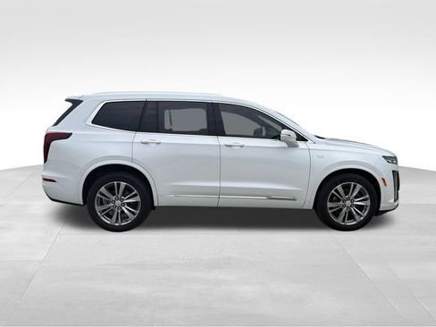 Used 2024 Cadillac XT6 Premium Luxury AWD/4WD image 8
