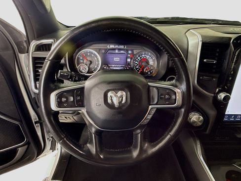 Used 2023 RAM 1500 Laramie AWD/4WD image 13