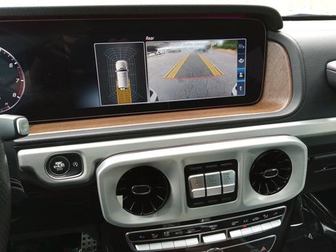 Used 2019 Mercedes-Benz G 550 image 17