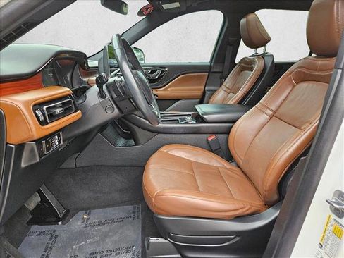 Used 2023 Lincoln Aviator Reserve w/ Equipment Group 201A RWD image 16