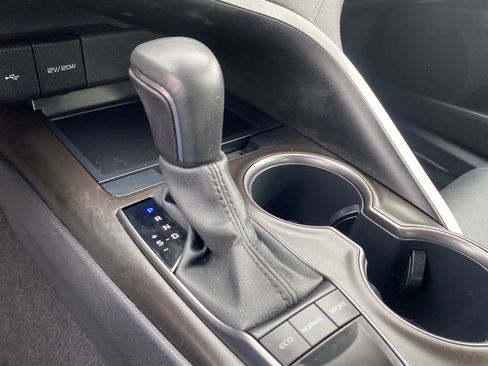 Used 2023 Toyota Camry SE image 36