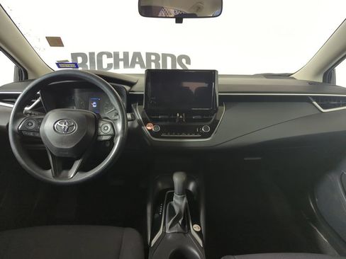 Used 2024 Toyota Corolla LE FWD image 10