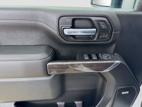 Used 2020 Chevrolet Silverado 2500 LTZ w/ LTZ Plus Package RWD image 18