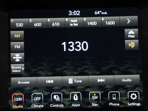 Used 2022 Jeep Wrangler Unlimited Sahara image 13