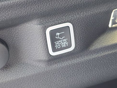 New 2025 Jeep Grand Cherokee L Limited w/ Trailer Tow Package image 23