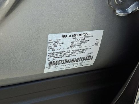 Certified 2022 Ford Explorer XLT w/ Equipment Group 202A AWD/4WD image 28