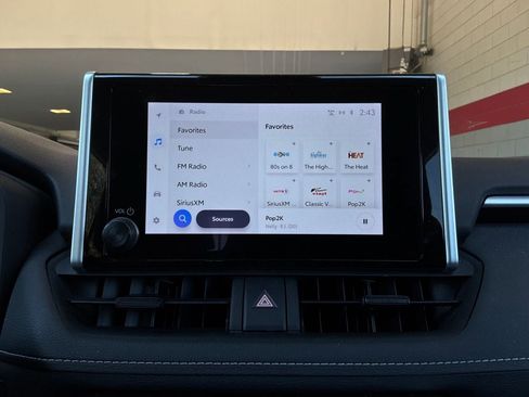 Used 2025 Toyota RAV4 LE FWD image 27
