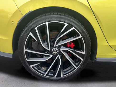 Used 2022 Volkswagen GTI Autobahn FWD image 50
