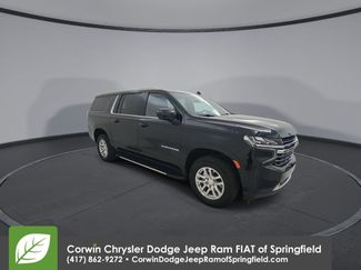 Used 2024 Chevrolet Suburban LT video 2