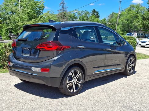 Used 2020 Chevrolet Bolt Premier w/ Infotainment Package FWD image 6