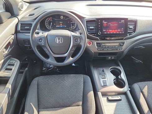Certified 2023 Honda Ridgeline Sport image 11
