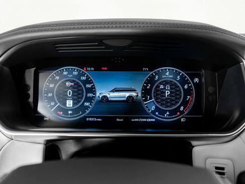 Used 2022 Land Rover Range Rover Sport SVR Carbon Edition image 43