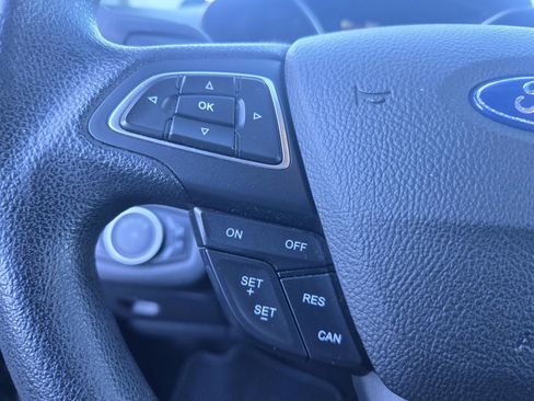 Used 2018 Ford Escape SE w/ SE Sync 3 Package AWD/4WD image 16
