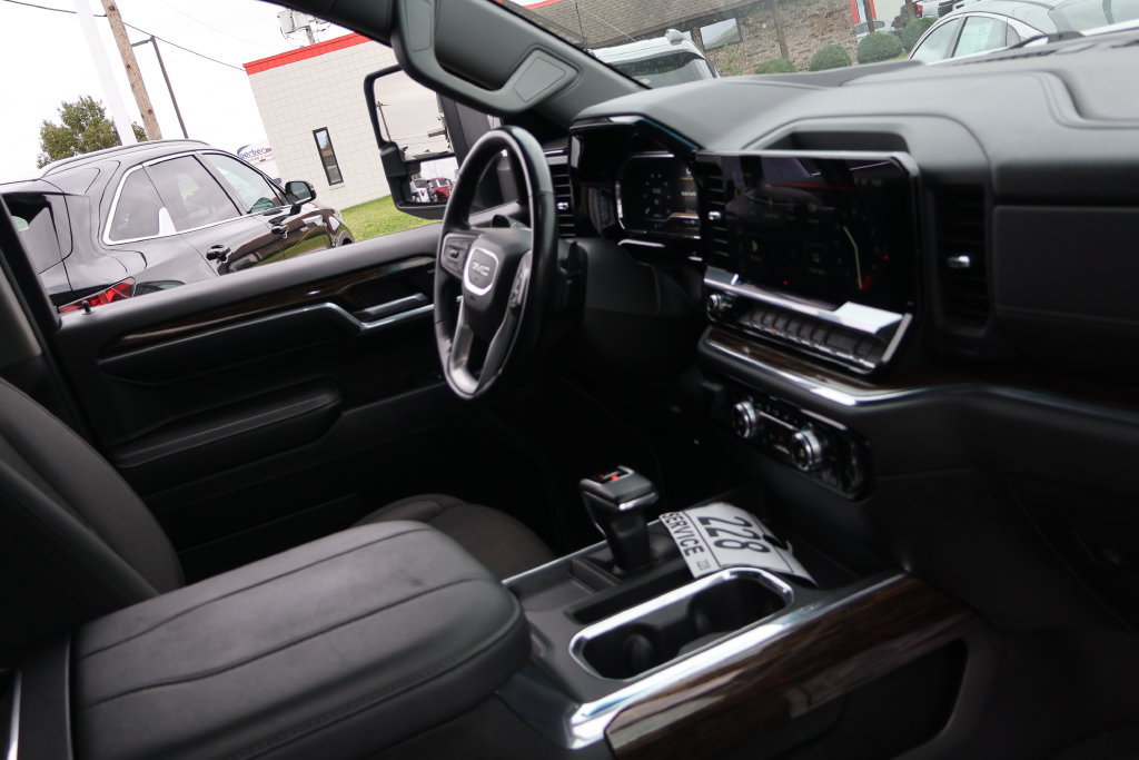 Used 2023 GMC Sierra 1500 Elevation AWD/4WD image 12