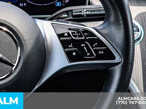 Used 2025 Mercedes-Benz C 300 Sedan image 34