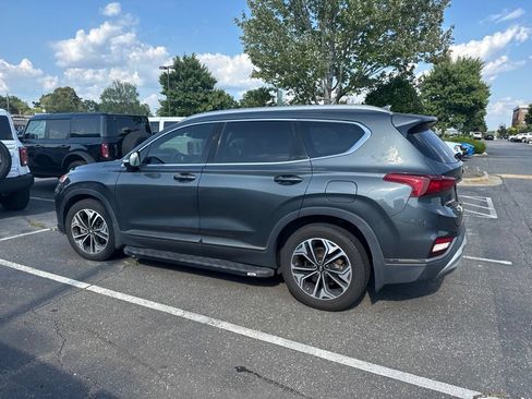 Used 2020 Hyundai Santa Fe Limited w/ Cargo Package FWD image 8