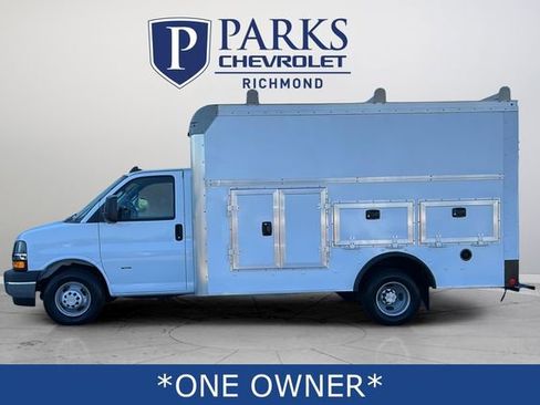 Used 2022 Chevrolet Express 3500 w/ Power Convenience Package RWD image 5