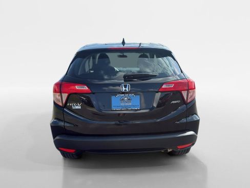 Used 2018 Honda HR-V LX image 5