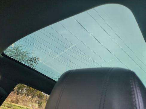 Used 2020 Land Rover Range Rover Evoque First Edition AWD/4WD image 16