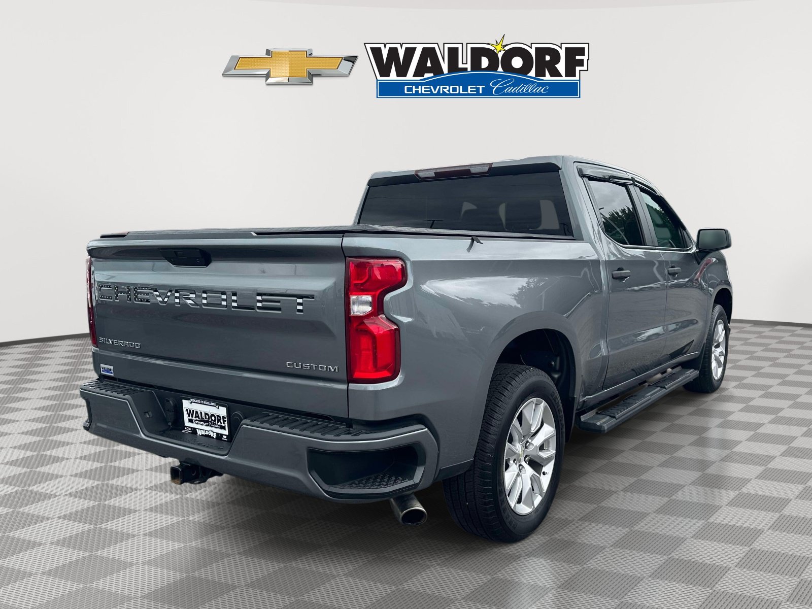 Used 2020 Chevrolet Silverado 1500 Custom w/ Custom Value Package RWD image 6