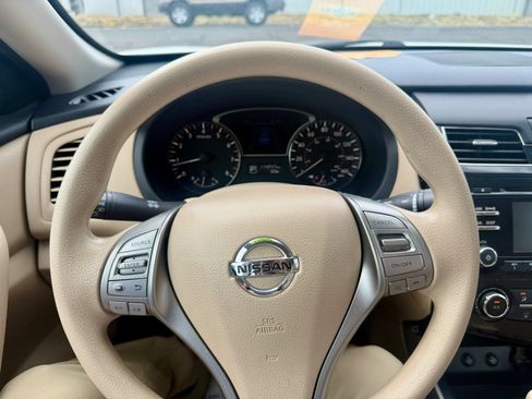 Used 2015 Nissan Altima 2.5 S w/ Sport Value Package FWD image 28