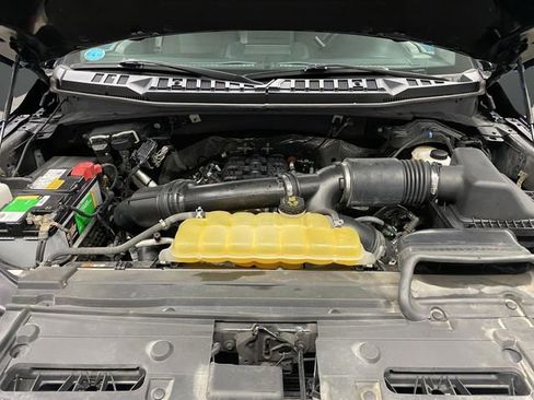 Used 2017 Ford F150 XLT w/ Trailer Tow Package image 38