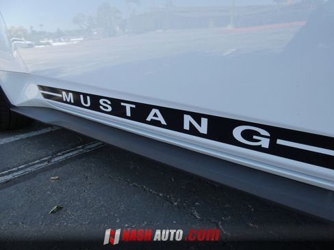 Used 2024 Ford Mustang Convertible RWD image 62