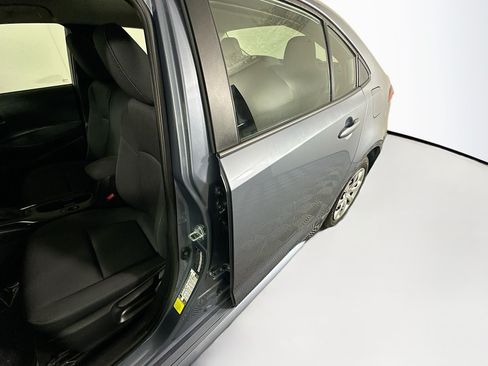 Used 2024 Toyota Corolla LE FWD image 12