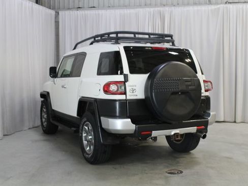 Used 2013 Toyota FJ Cruiser 4WD w/ Upgrade Pkg image 22