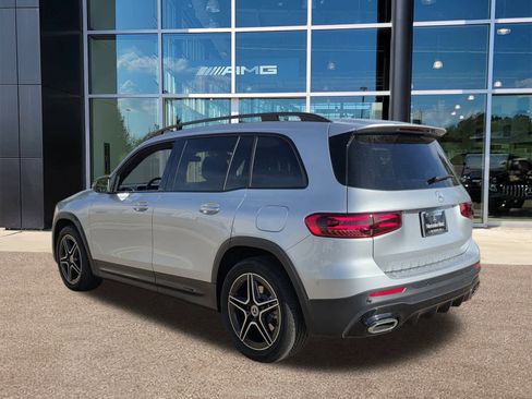 Used 2025 Mercedes-Benz GLB 250 image 7