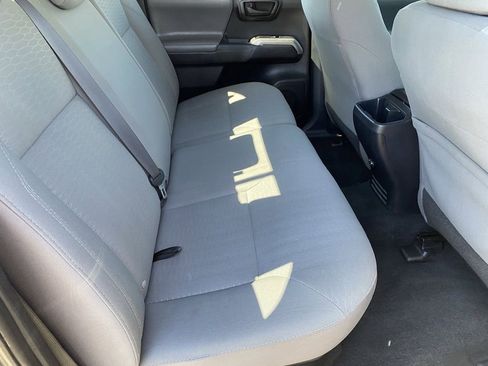 Certified 2018 Toyota Tacoma SR5 RWD image 18
