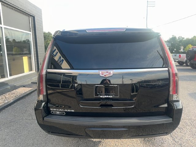 Used 2018 Cadillac Escalade ESV Luxury AWD/4WD image 7