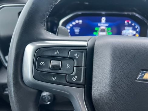 Certified 2025 Chevrolet Silverado 1500 LTZ w/ Technology Package image 32
