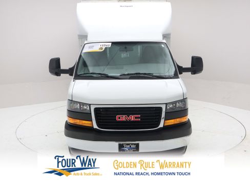 Used 2022 GMC Savana 3500 w/ Power Convenience Package RWD image 8